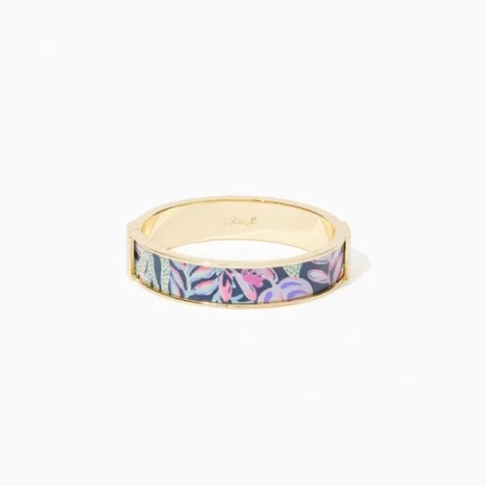 Lilly Pulitzer Gold Tone Photodome Oyster Bay Navy Bangle Bracelet NEW 2022